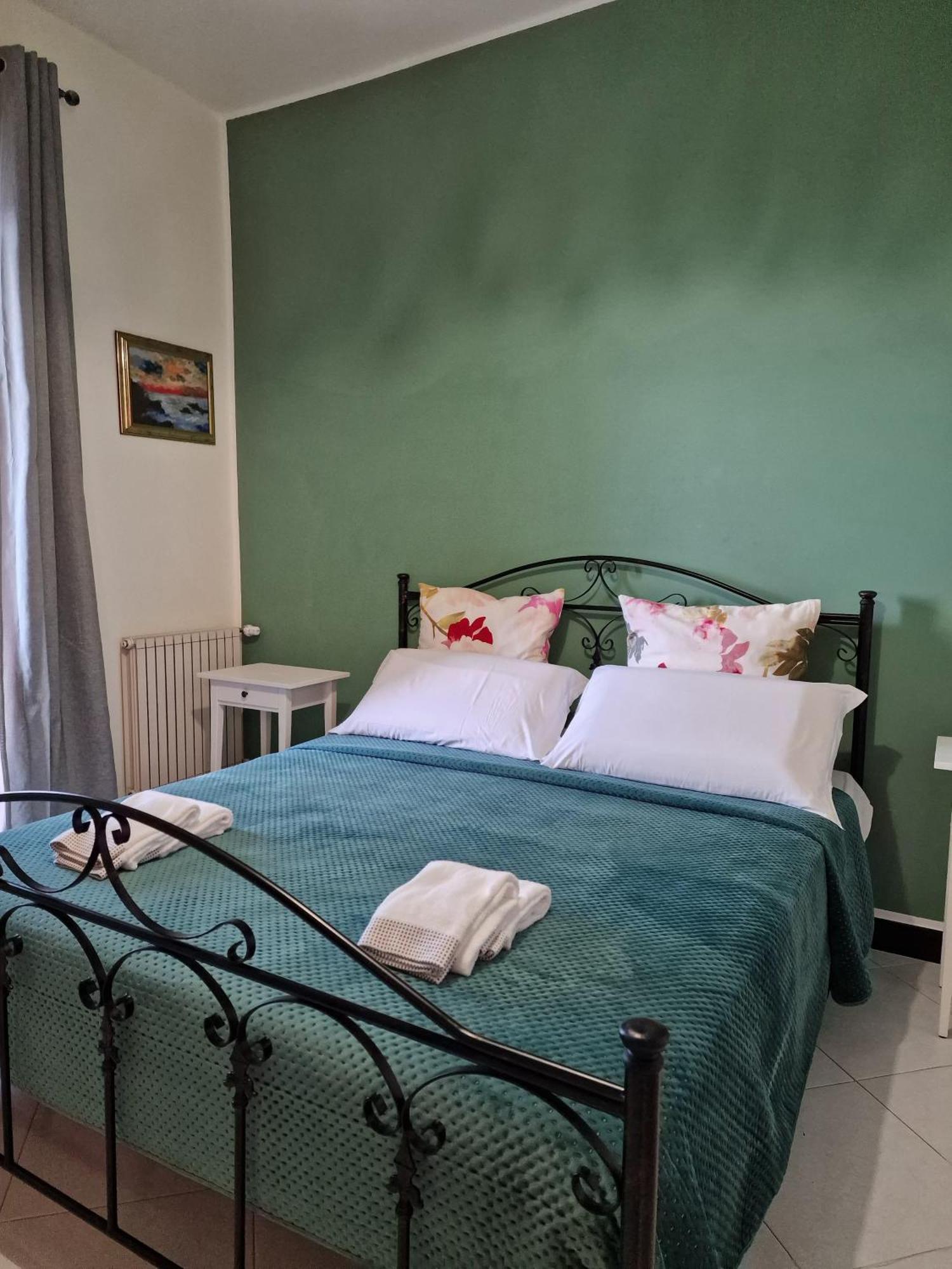 Mediterraneo B&B Montalbano  Bagian luar foto